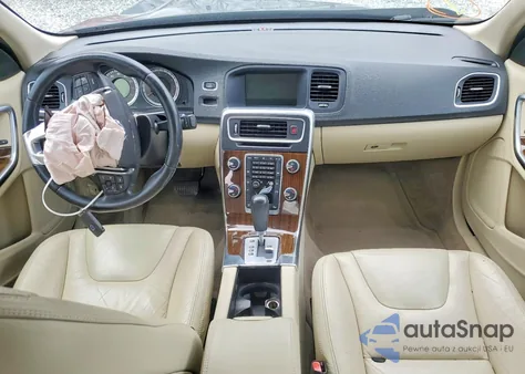 2012 Volvo S60 T5 z USA, uszkodzony, nr VIN YV1622FS5C2131582